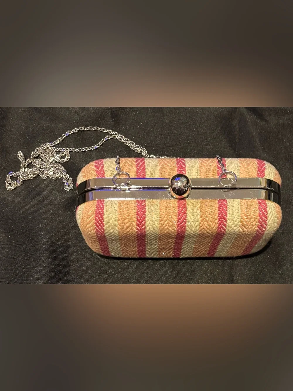 Loft Women’s Clutch Handbag - Excellent Condition